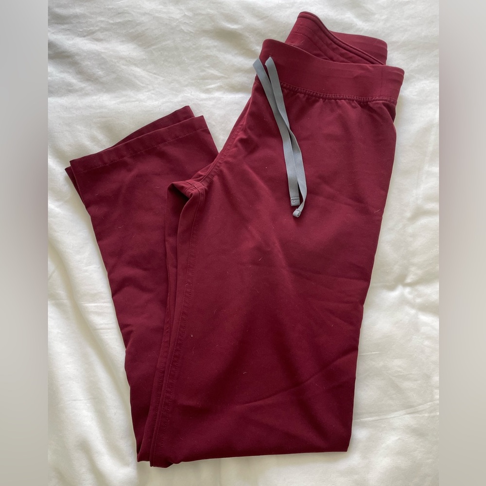 FIGS, Livingston pant, size small/tall, maroon